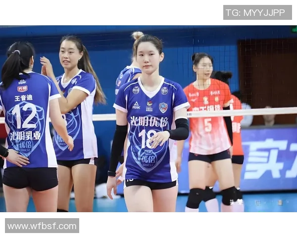 恒大女排迎战上海女排巅峰对决谁能在赛场上笑到最后